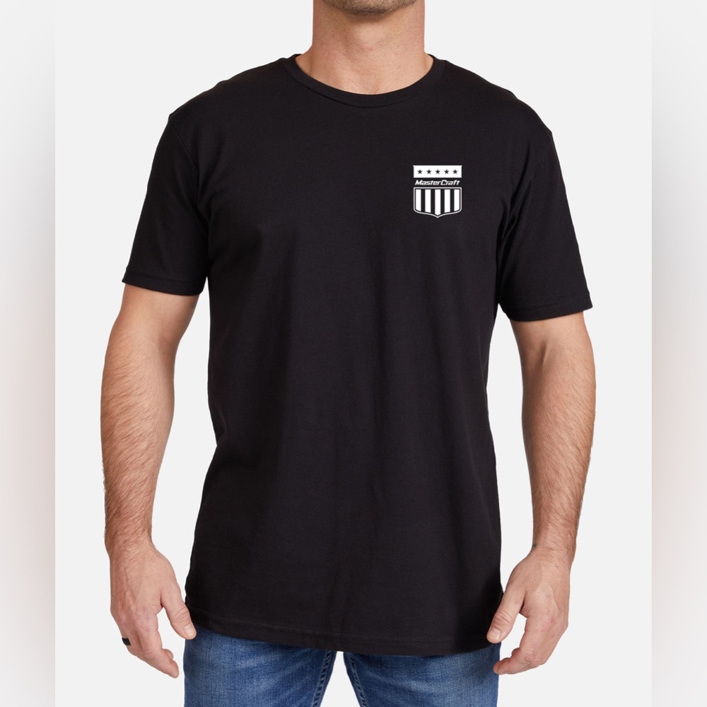 MASTERCRAFT SHIELD LEFT CHEST MEN'S T-SHIRT new with tags sizes small black